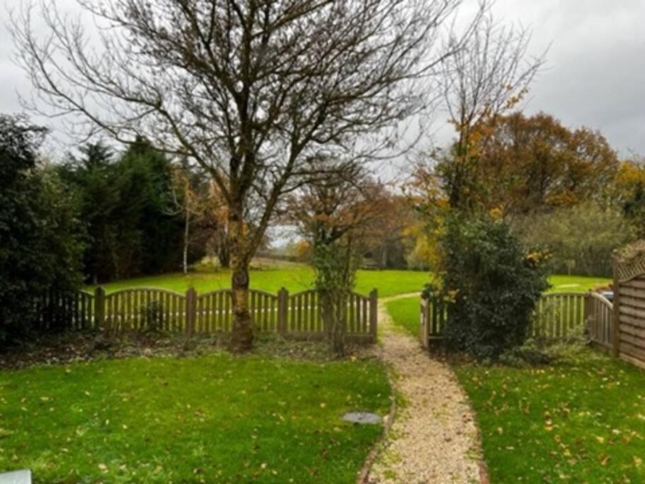 Charming Picturesque Cottage - Nr Tenterden & Rye, Pets Welcomed Rolvenden Bagian luar foto